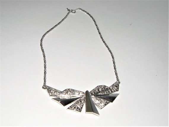 1950's-60's CROWN TRIFARI Silvertone Necklace - image 4