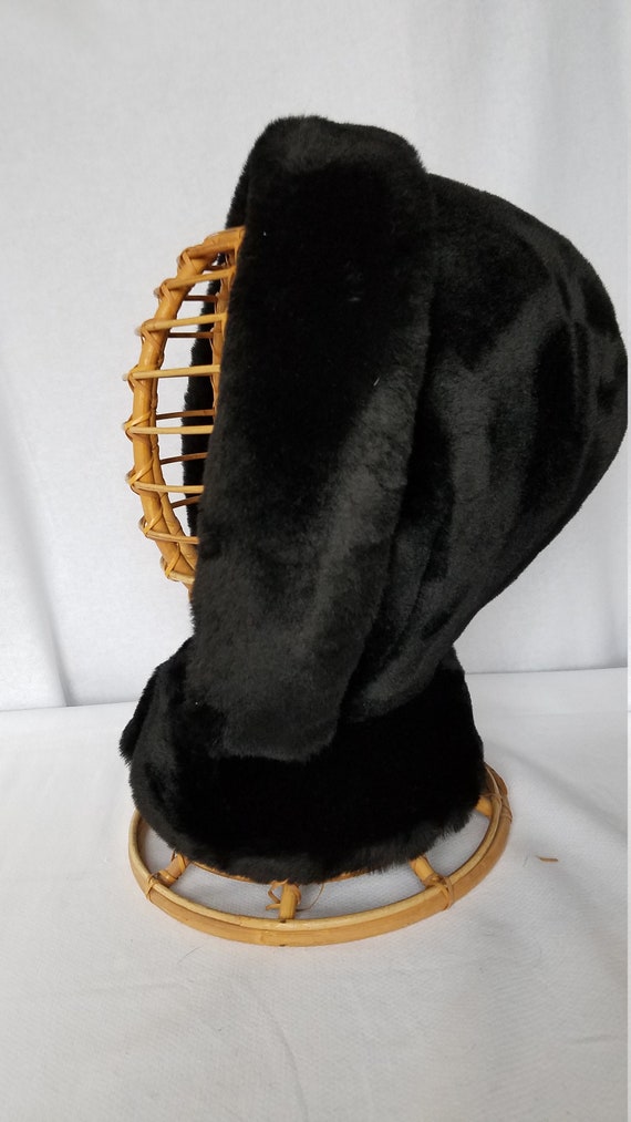 Vintage SHEARLING BLACK LAMB Hooded Hat - image 9
