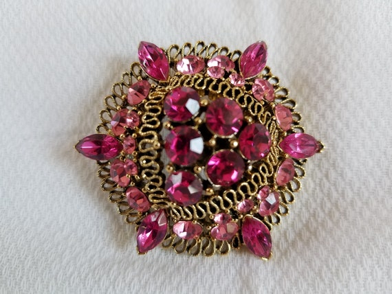 1950's-60's LISNER Pink/Rose Rhinestone BROOCH - image 3