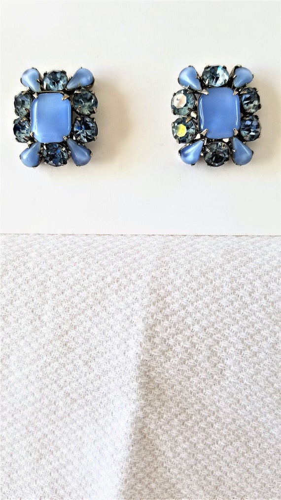 1950's-60's WARNER Clip On EARRINGS - image 2