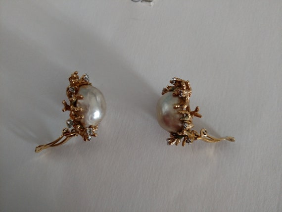 Panetta 1960's-1970's Faux Pearl Clip Earrings - image 6