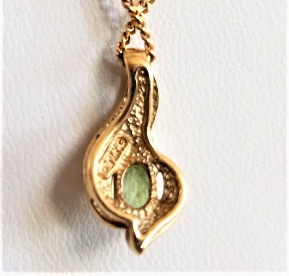 1980's PERIDOT BIRTHSTONE Necklace  10K GOLD - image 3