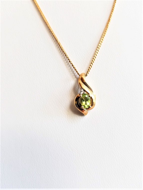 1980's PERIDOT BIRTHSTONE Necklace  10K GOLD - image 7