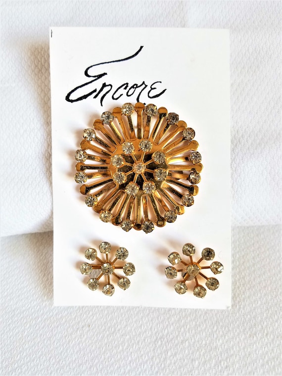 Vintage pendant & screw Gem