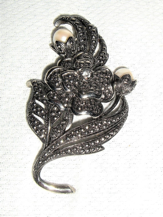 1980's-90's  KJL for AVON  BROOCH  ( Kenneth J La… - image 1