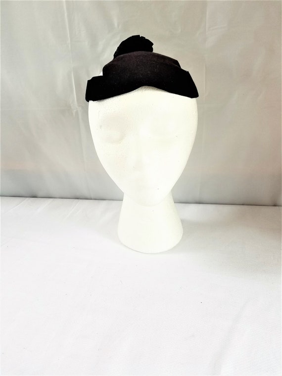 1920's-30's R.H. WHITE Company Boston Hat