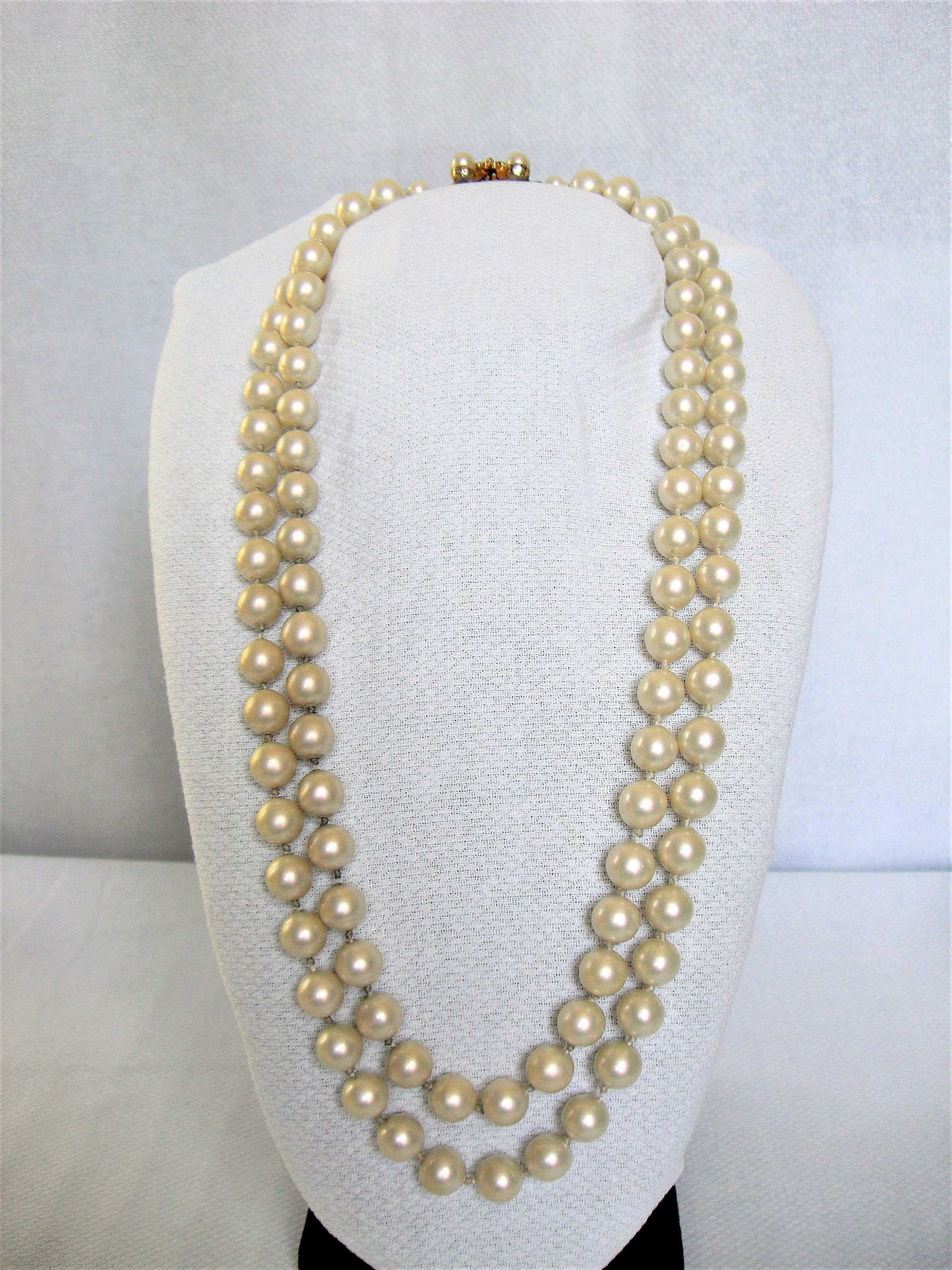 VINTAGE HOLLYWOOD☆5-way Knotted Pearl Necklace Elegant 5-strand Necklace, Straight Out of the 1940's, Ready