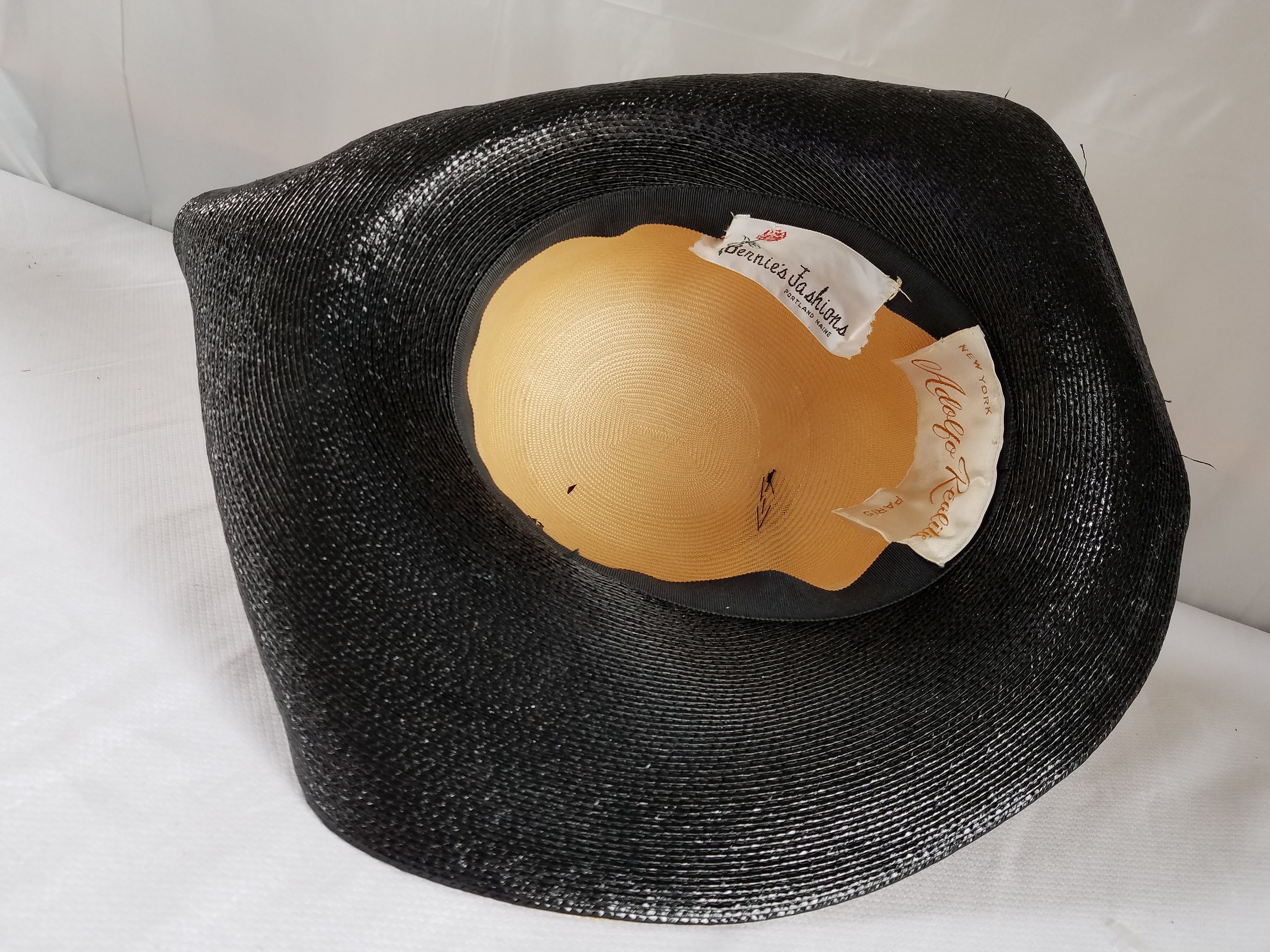 Vintage Adolfo Realities Paris New York Hat. vintage 1960s Adolfo II fur hat — Inherited main image 2