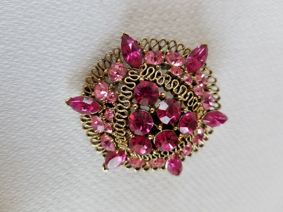 1950's-60's LISNER Pink/Rose Rhinestone BROOCH - image 9