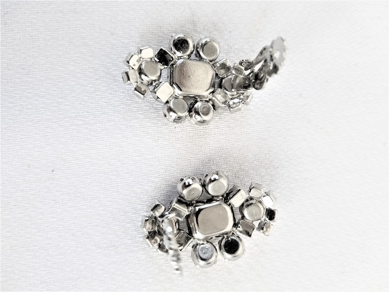 Vintage RHINESTONE STATEMENT Clip On Earrings