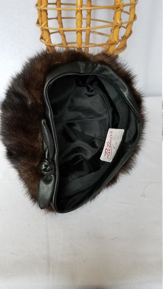 Vintage BETMAR MINK HAT New York - Paris - Gem display picture 1