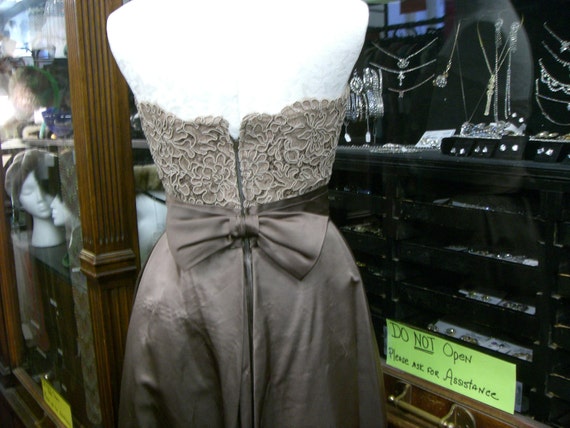 1950's Strapless Cocktail / Prom Gown - image 2