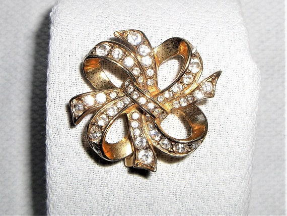 1980's-90's   KJL for AVON Clip Earrings - image 2
