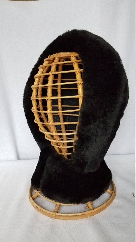 Vintage SHEARLING BLACK LAMB Hooded Hat - image 1