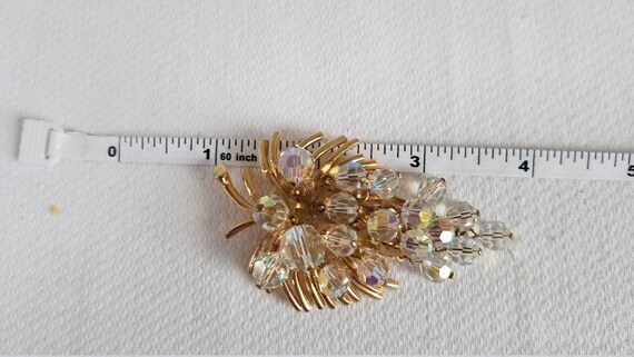 Vintage  CRYSTAL  "GRAPE CLUSTER  " Brooch - image 8