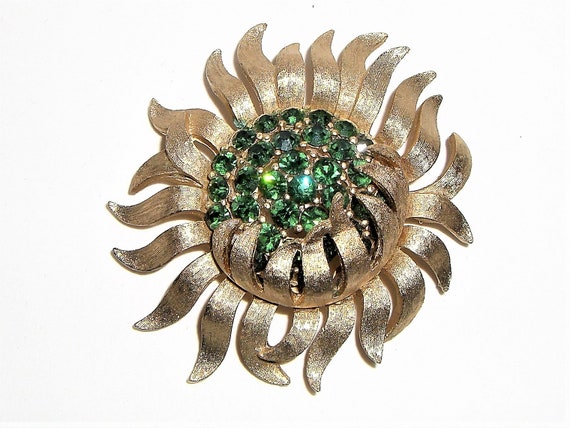 TRIFARI 1950's - 60's Green Rhinestone Flower Bur