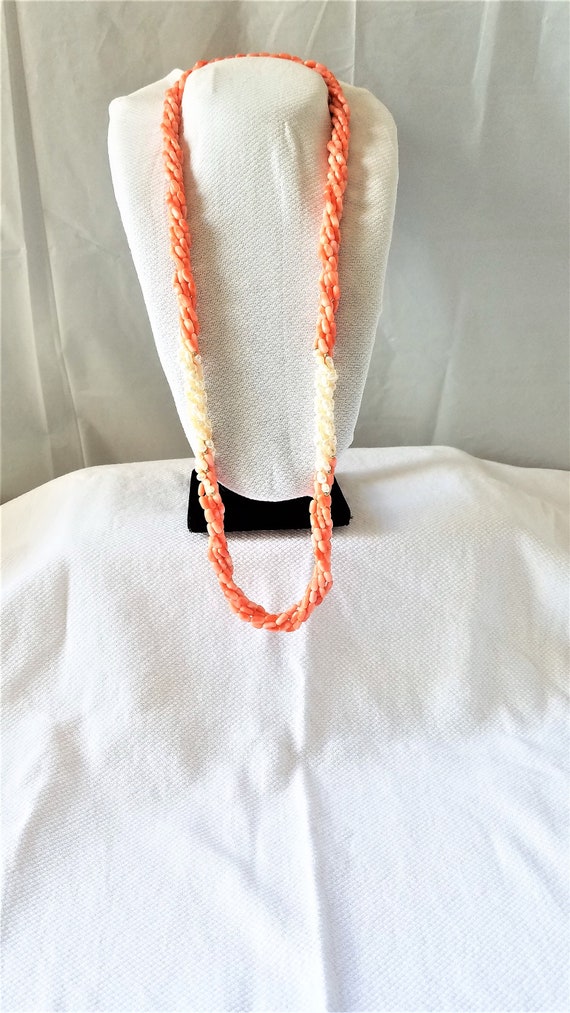 1970's-80's ENDLESS CORAL BEAD Necklace