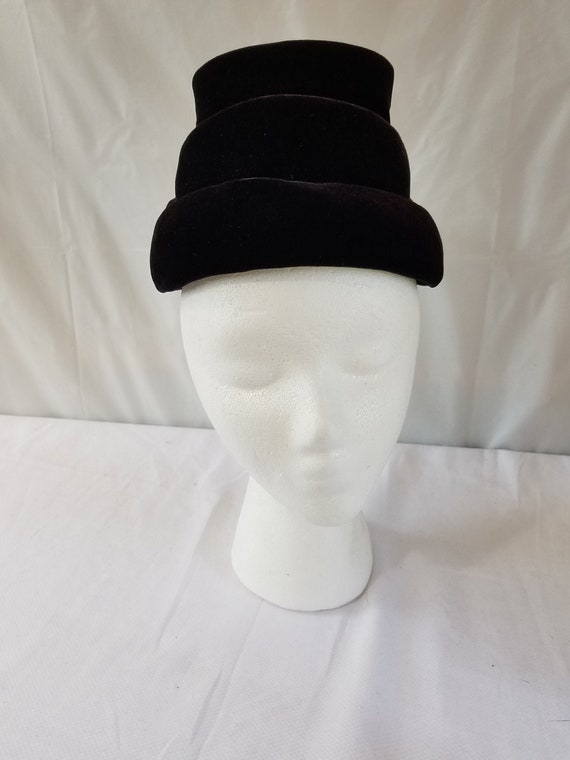 1950's-60's Velvet Cone Shaped HAT by BERGDORF GO… - image 1