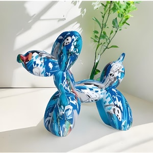 Graffiti Effect Resin Balloon Dog Desk Sculpture, Desk Décor, Glossy Desk Décor, Dog Model Sculpture, Balloon Sculpture, Balloon Dog Statue,