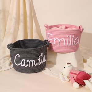 Personalisierter Babyparty-Geschenkkorb mit Name, Seil-Baumwollkorb mit Accessorie, XS personalisierter Korb, Neugeborenen Geschenk