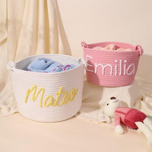 Personalisierter Babypartykorb, Babypartygeschenk gestickter Namenskorb, Seil-Baumwollkorb mit Zubehör, XL personalisierter Korb