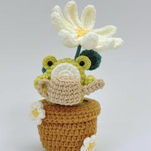 Mini Flower Pot Crochet Pattern, Crochet Little Frog Planting Flower PDF English Tutorial, Daisy Pot Crochet , Cute Frog and Flower Pot