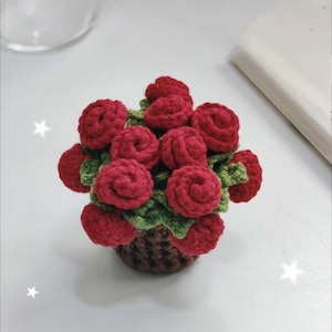 簡単なかぎ針編みのバラのコースターとポットのPDFパターン、かぎ針編みのミニバラの花のコースターの編みぐるみチュートリアル、バラのコースターとバスケットのかぎ針編みのホームデコレーション