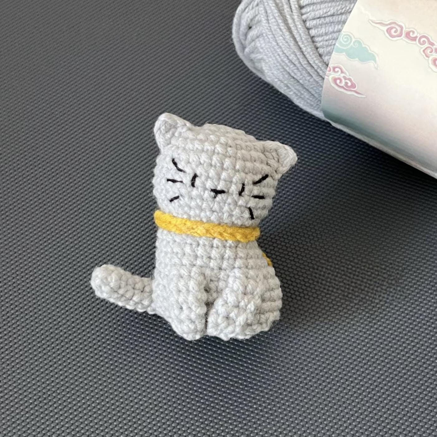 ミニ猫の編み図、かわいい猫のあみぐるみPDFチュートリアル、簡単な