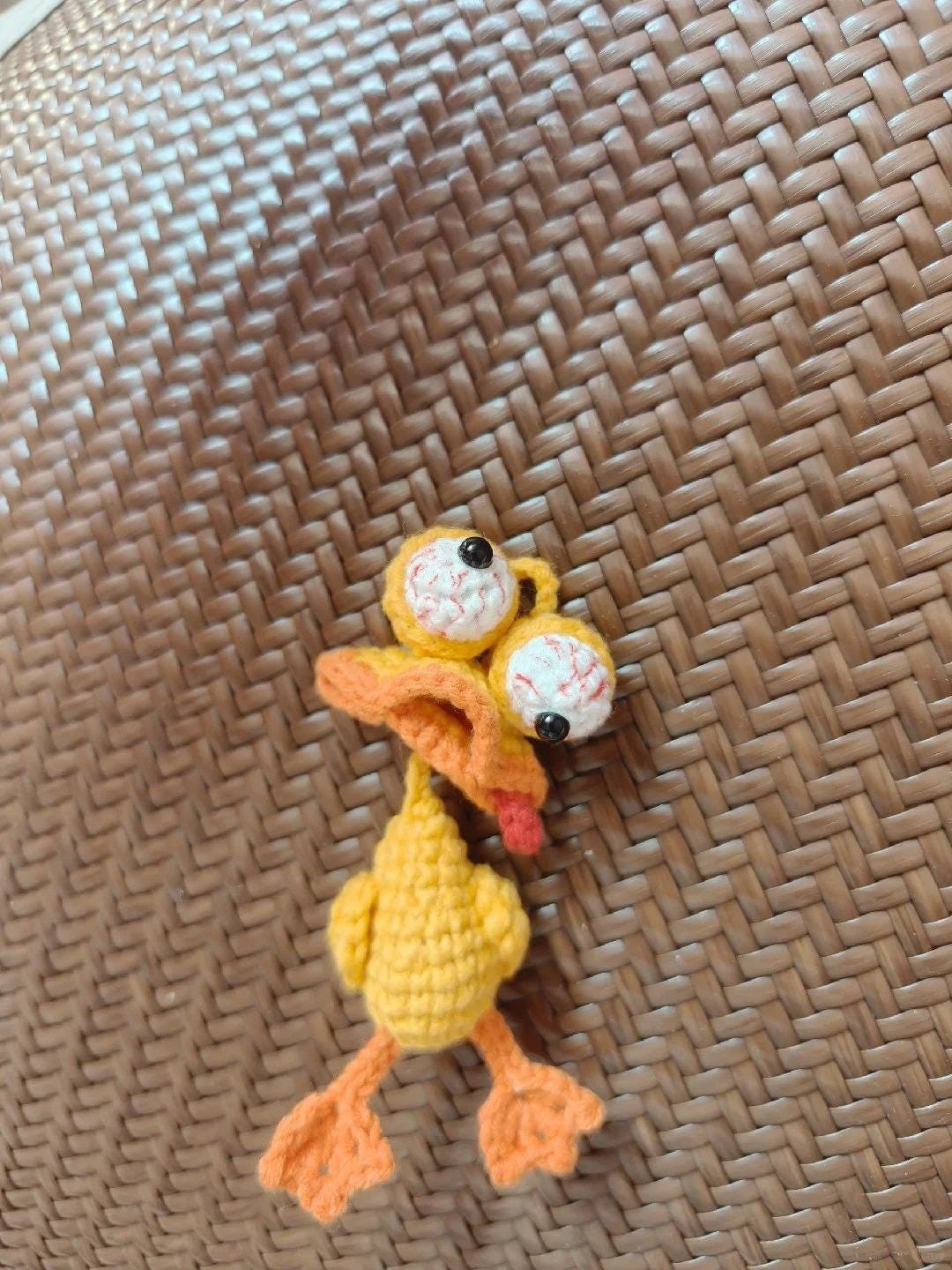 おもしろい小さなアヒルのキーホルダーの編み図、かわいいミニアヒルの