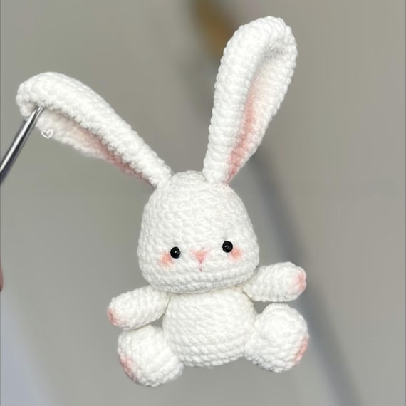 簡単なかぎ針編みのぬいぐるみうさぎのPDFパターン、かわいいかぎ針