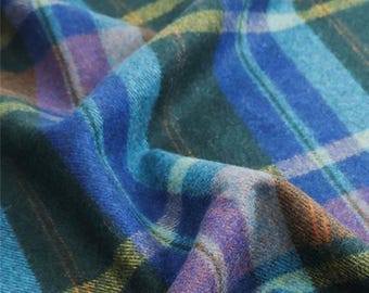Heavyweight 95% Wool Coating Fabric – 640g Blue Grey Plaid – Premium Thick Woolen Textile for Oversized Coats