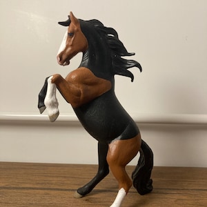 Reece |CollectA chimera warlander mare Custom|