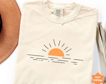 Comfort Colors Sun T-Shirt: Beach Sunset Graphic Tee