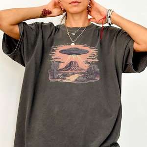 UFO Western Shirt, Comfort Colors®, UFO SHirt, Western Shirt, Cowboy Shirt, Rodeo Shirt, Retro t-shirt, Wild West Shirt, Ufo gifts, Cowboy