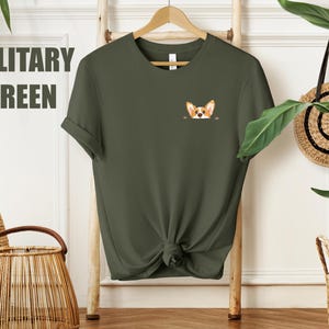 Camiseta Corgi, Camiseta Corgi Divertida, Camiseta para Amantes de los Corgis, Bolsillo Corgi, Camiseta para Mamá Corgi, Camiseta para Perro Salchicha, Papá Corgi con la frase "Tengo Amigos en los Bajos Fondos" imagen 12