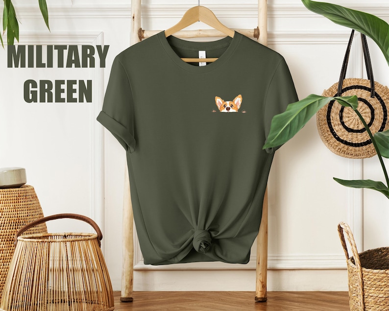 Camiseta Corgi, Camiseta Corgi Divertida, Camiseta para Amantes de los Corgis, Bolsillo Corgi, Camiseta para Mamá Corgi, Camiseta para Perro Salchicha, Papá Corgi con la frase "Tengo Amigos en los Bajos Fondos" imagen 12