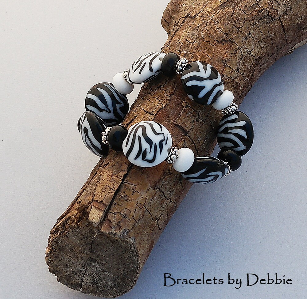 Animal Print Bead Bracelet Zebra Black And White Lampwork Beads Handmade Beaded Safari Bracelet