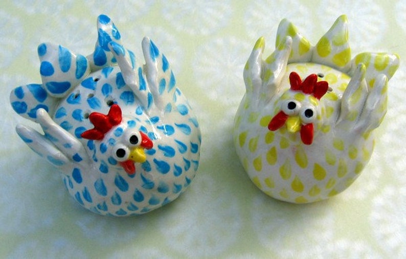 Chicken salt and pepper shakers image 4
