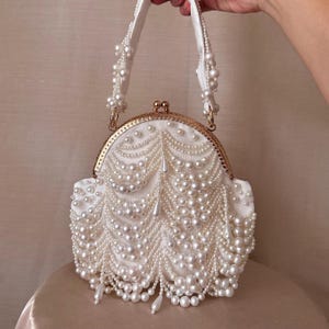 Perlentasche, Perle verschönerte Tasche, Perlenclutch, Brautclutch, Kiss-Lock-Handtasche, Hochzeits-Clutch, viktorianische Perle Potli Tasche, Perlentasche