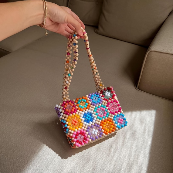 【完売品】Ameri vintage L BALL BEADS BAG Handmade Colorful Beaded Shoulder Bag: Granny Square Design