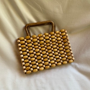 Bolso de cuentas de madera, bolso bohemio para mujer, bolso cuadrado beige con cuentas de madera, clutch bohemio de bambú, bolso con cuentas, bolso vintage con cuentas, bolso bohemio con asa superior.