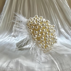 Pearl Bridal Bouquet, Ivory Bridal Bouquets, Pearl Wedding Bouquet, Elegant Bridal Bouquet, Luxury Wedding Bouquets, Pearl Wedding Flowers