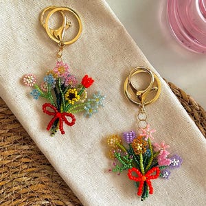 Beaded Flower Keychain, Personalized Name Flower Bouquet, Custom Name Keyring, Beaded Bag Charm, Valentines Keychain