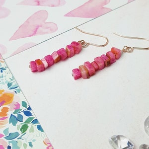 Collection de bijoux faits main | Boucles d'oreilles cristaux Swarovski et éclats de coquillages | Argent sterling