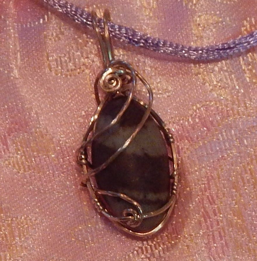 Details about / Christmas Offer SHIVA LINGAM Pendant Crystal Bridesmaid Gift Wire Wrap Pendant