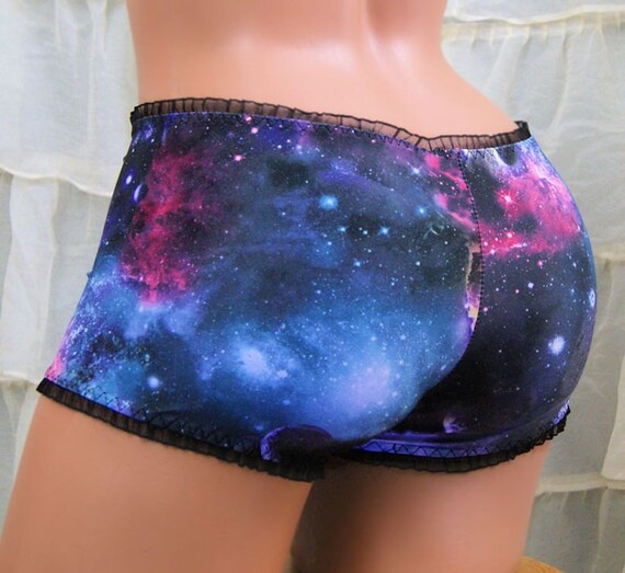 Purple//Black, 4 in. Adult XL 16-18 Galaxy Basic Shorts