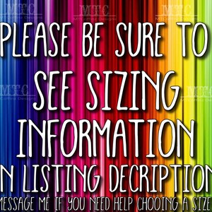 Puede incluir: Gr&aacute;fico colorido con rayas verticales en tonos azules, rojos, amarillos y verdes. El texto blanco dice: "ASEG&Uacute;RESE DE VER LA INFORMACI&Oacute;N DE TALLAS EN LA DESCRIPCI&Oacute;N DEL LISTADO."