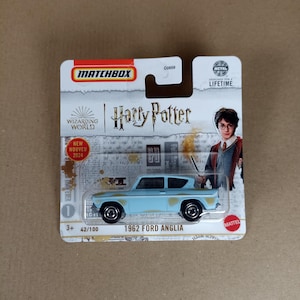 Harry Potter - 1962 Ford Anglia - Matchbox - 1/64 Diecast