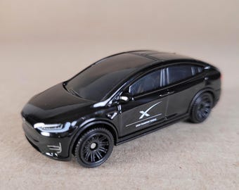 Tesla with SpaceX Logo -Matchbox - 1/64 Diecast