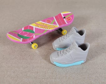 Back to the Future Skate - Hot Wheels - 1/64 Diecast - Loose No Package - Size 10cm/3in